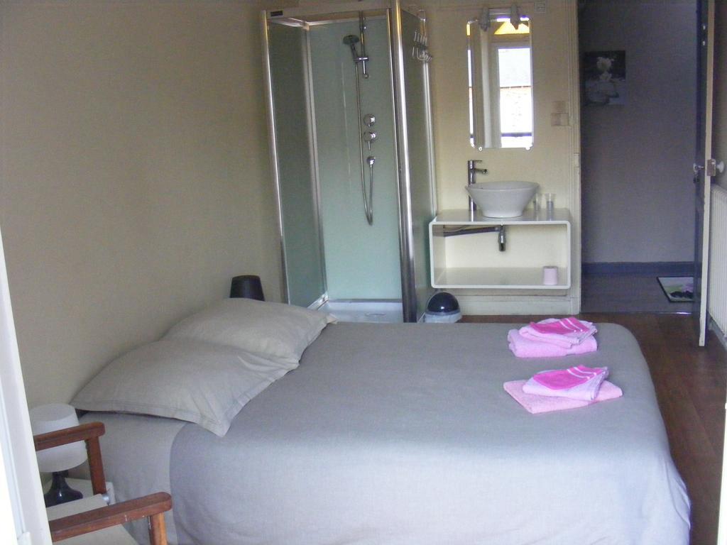 Le Clos Laurentais Hotel Plerin Bilik gambar